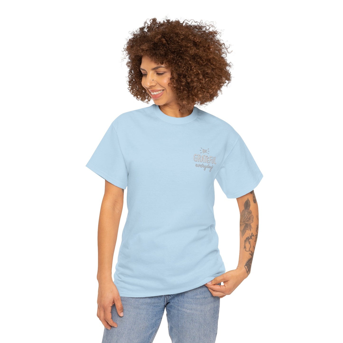 Camiseta Corazón Agradecido – “Begin Each Day With A Grateful Heart” Camiseta Inspiracional
